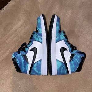 Air Jordan High Top Tyedye